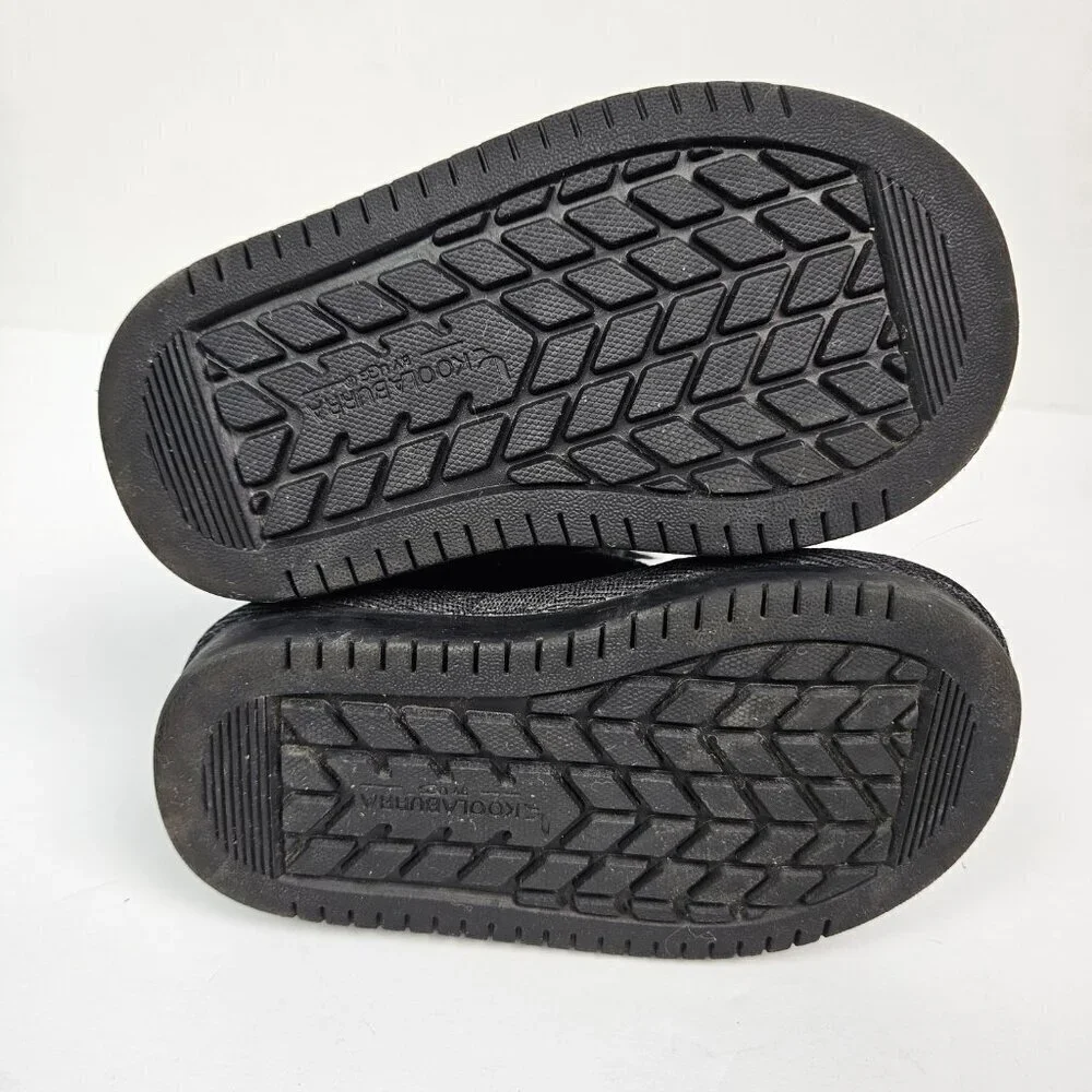 Koolaburra by UGG Aribel Short Boot Black 6